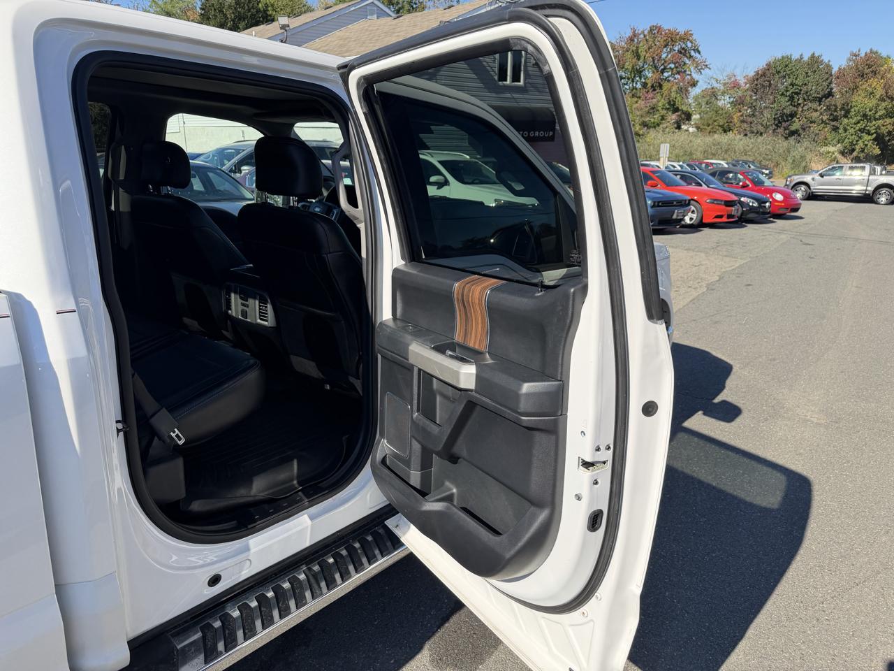 Ford F-150 Lariat SuperCrew 5.5-ft. Bed 4WD 2015