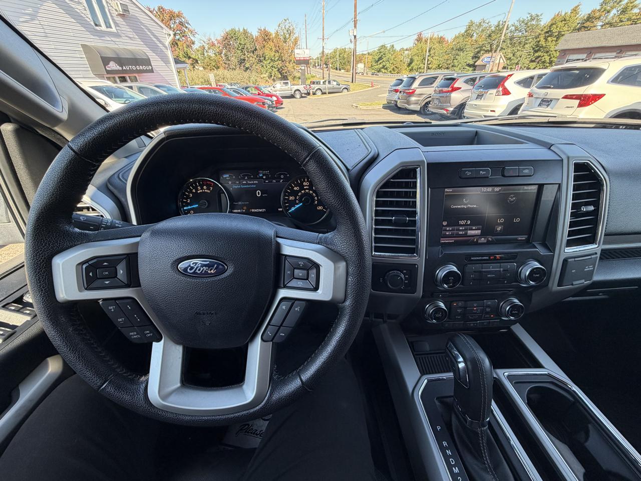 Ford F-150 Lariat SuperCrew 5.5-ft. Bed 4WD 2015