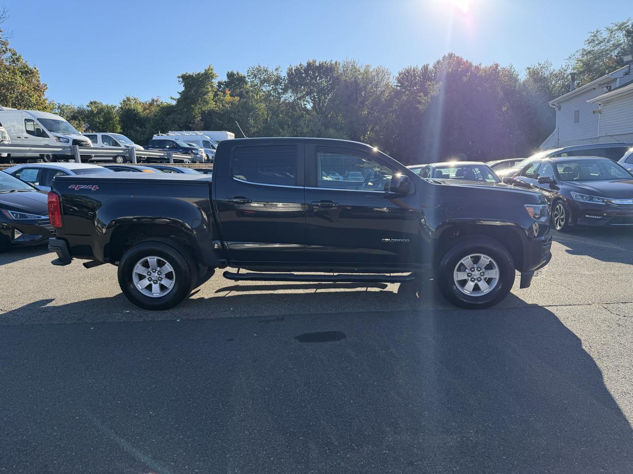 Chevrolet Colorado Work Truck Crew Cab 4WD Short Box 2019