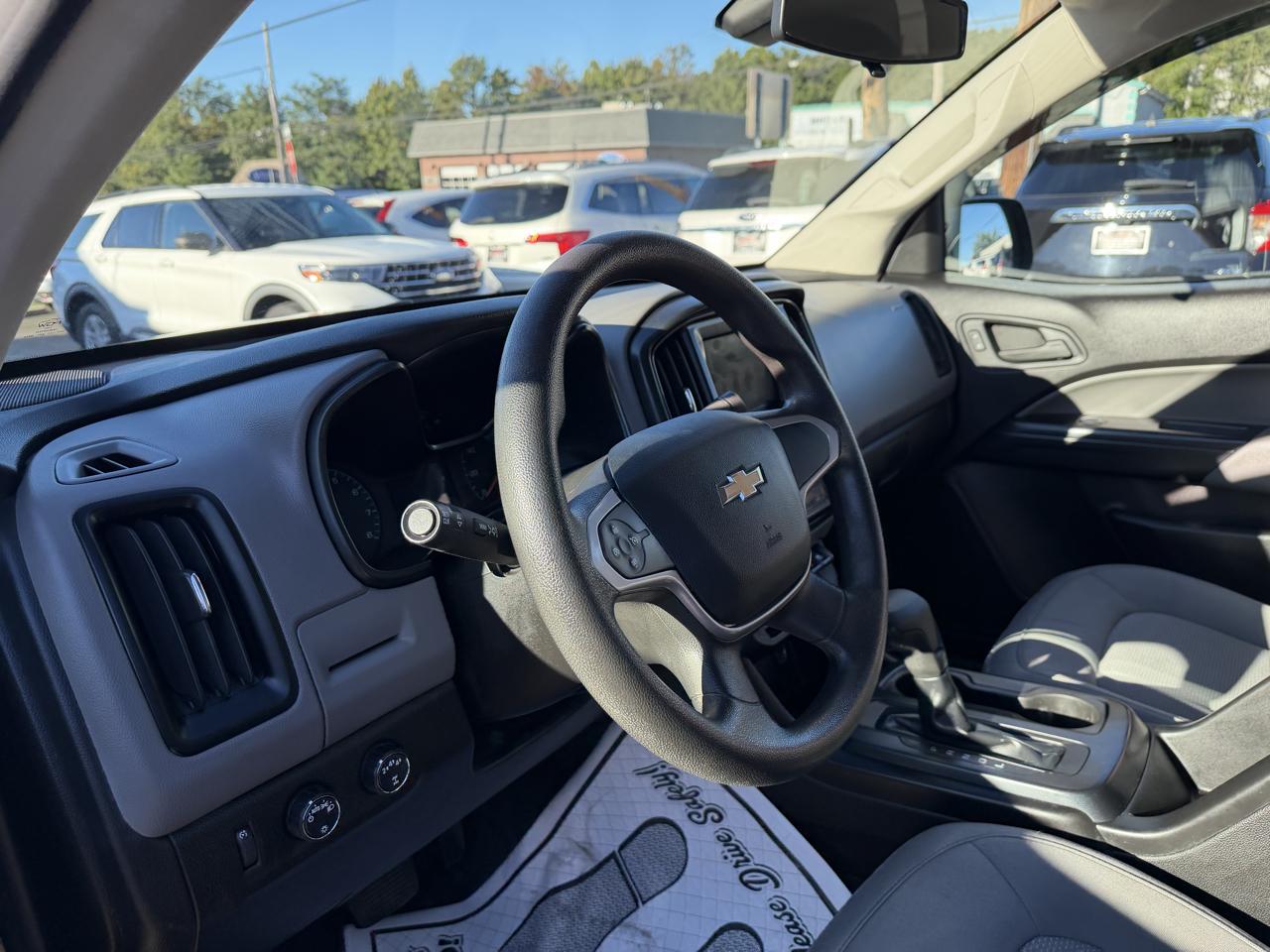 Chevrolet Colorado Work Truck Crew Cab 4WD Short Box 2019