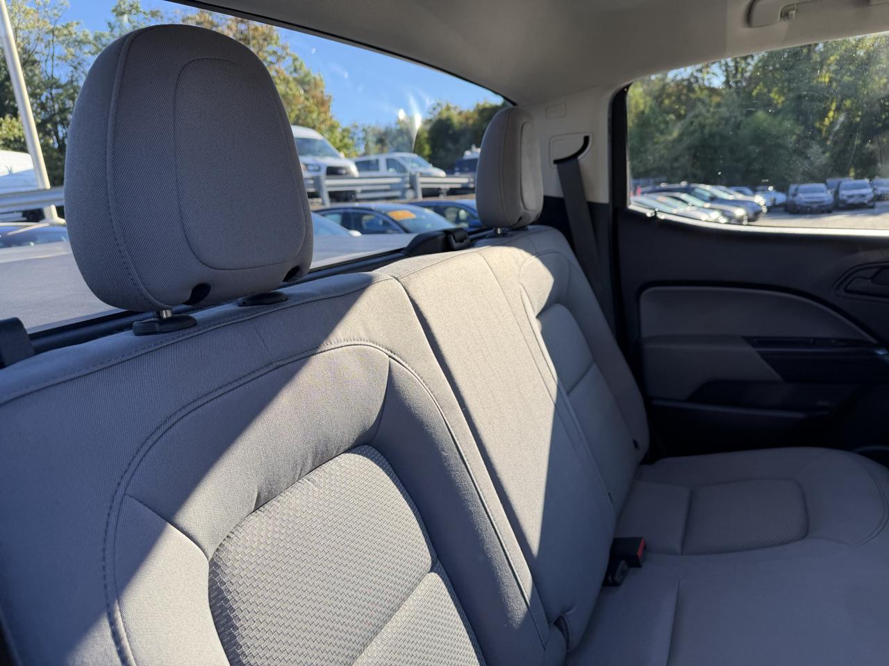 Chevrolet Colorado Work Truck Crew Cab 4WD Short Box 2019