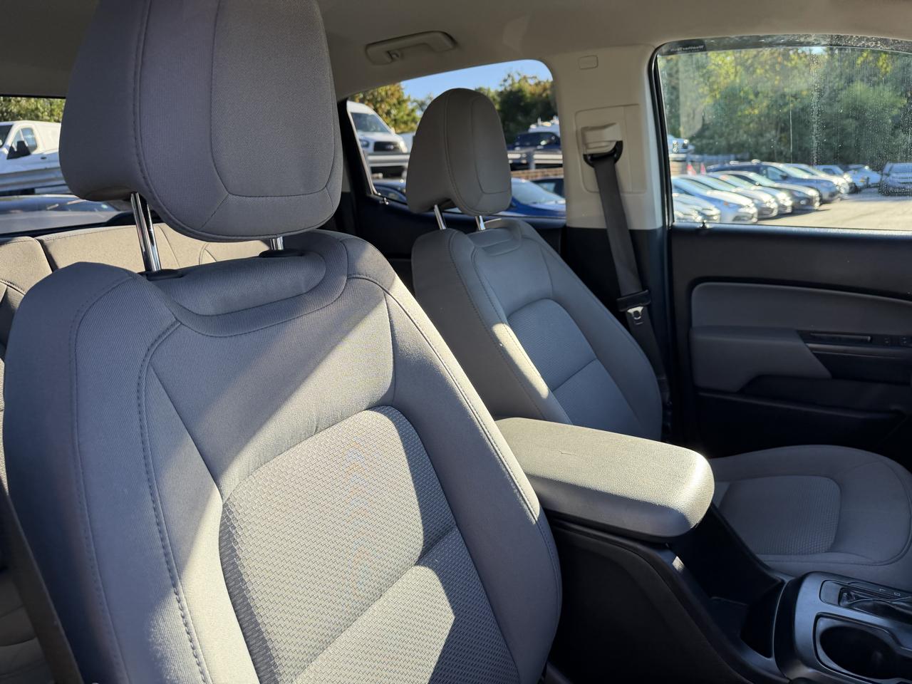 Chevrolet Colorado Work Truck Crew Cab 4WD Short Box 2019