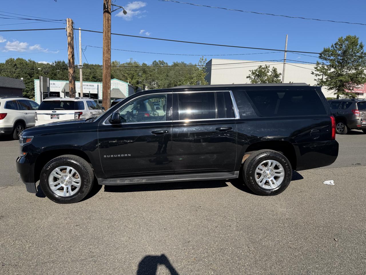Chevrolet Suburban LT 4WD 2019
