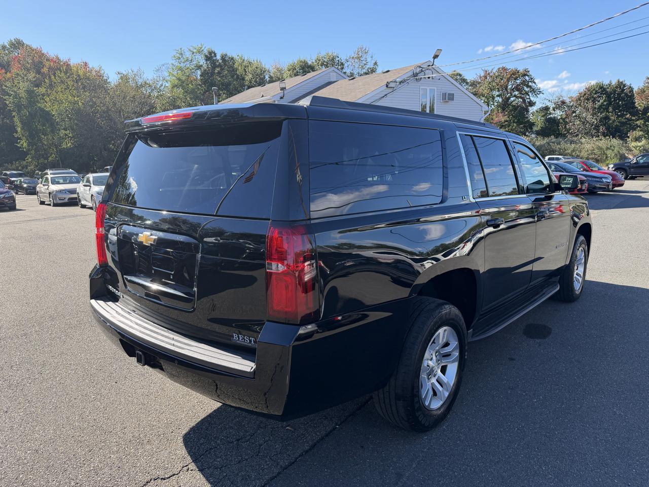 Chevrolet Suburban LT 4WD 2019