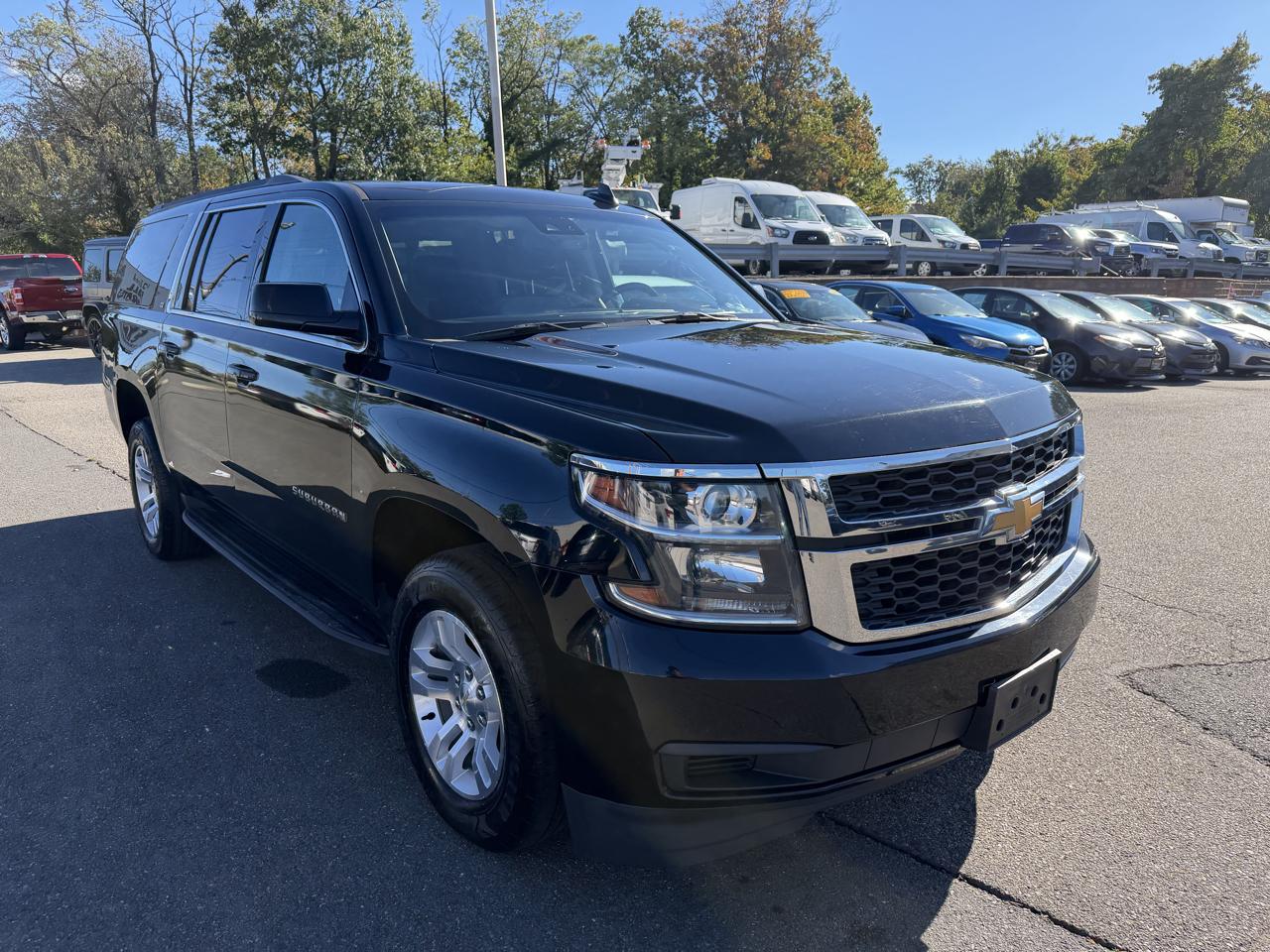 Chevrolet Suburban LT 4WD 2019