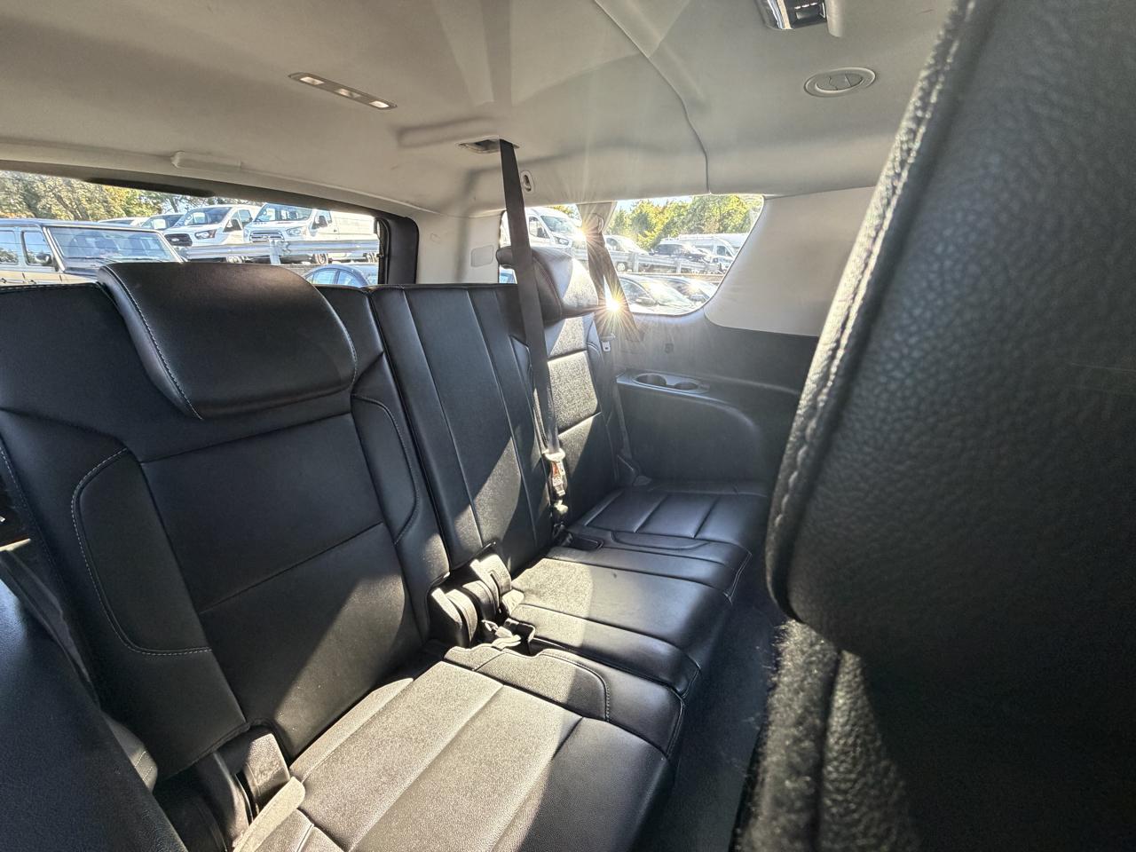 Chevrolet Suburban LT 4WD 2019