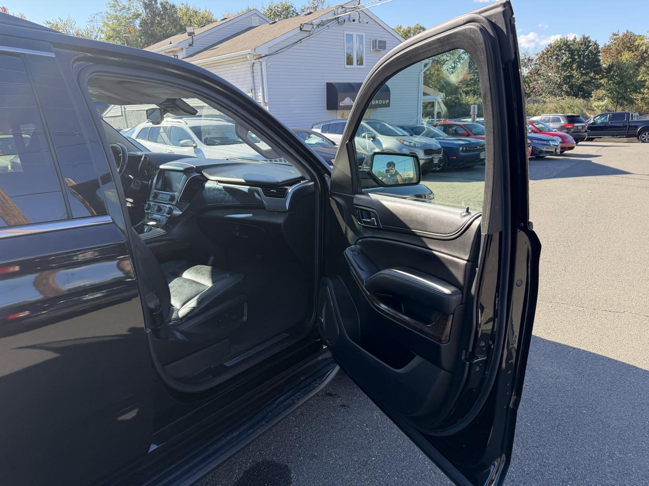 Chevrolet Suburban LT 4WD 2019