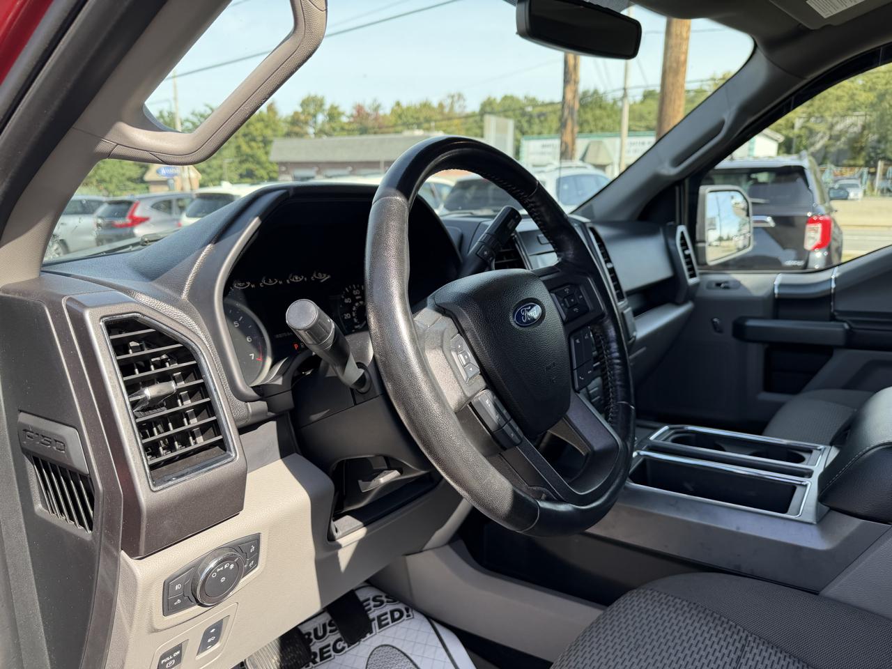 Ford F-150 XLT SuperCrew 5.5-ft. Bed 4WD 2018