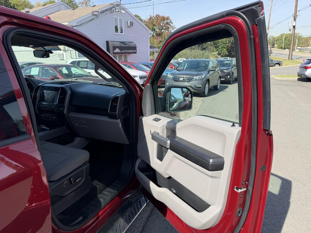 Ford F-150 XLT SuperCrew 5.5-ft. Bed 4WD 2018
