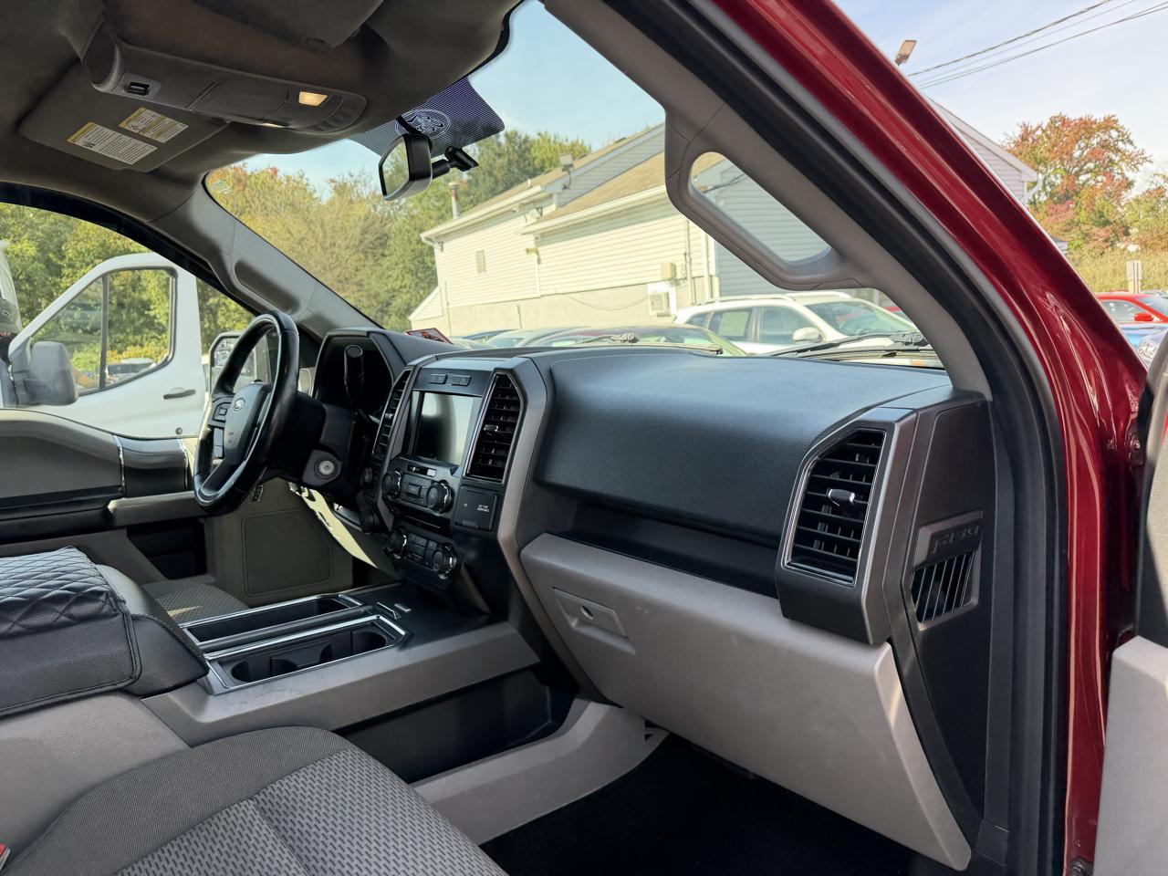 Ford F-150 XLT SuperCrew 5.5-ft. Bed 4WD 2018