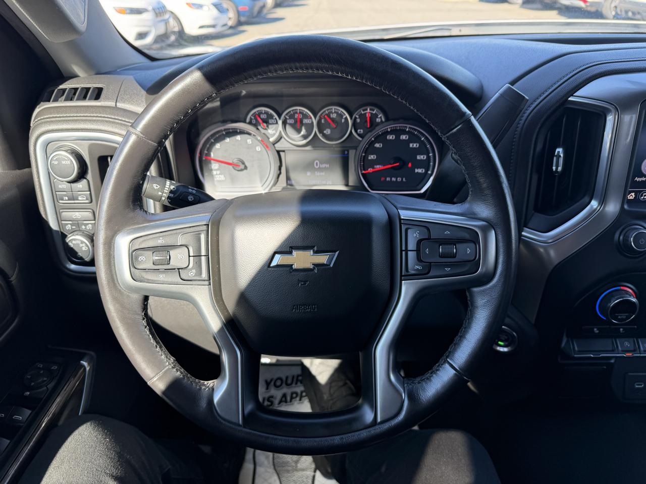 Chevrolet Silverado 1500 LT Crew Cab 4WD 2020