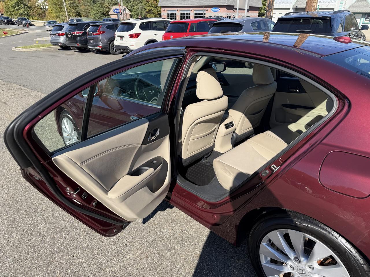 Honda Accord EX-L Sedan CVT 2013