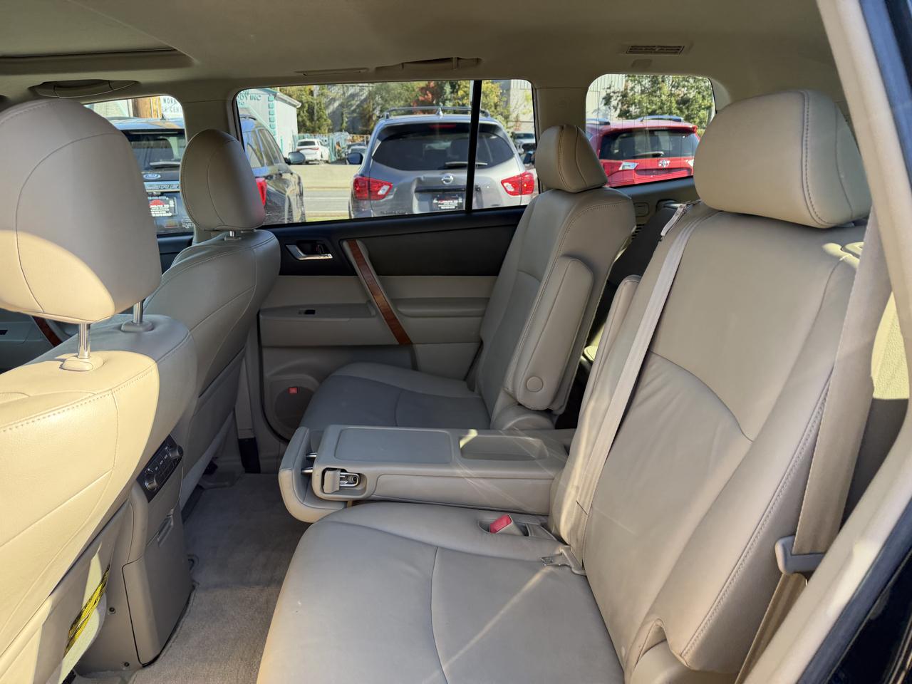 Toyota Highlander Limited 4WD 2009