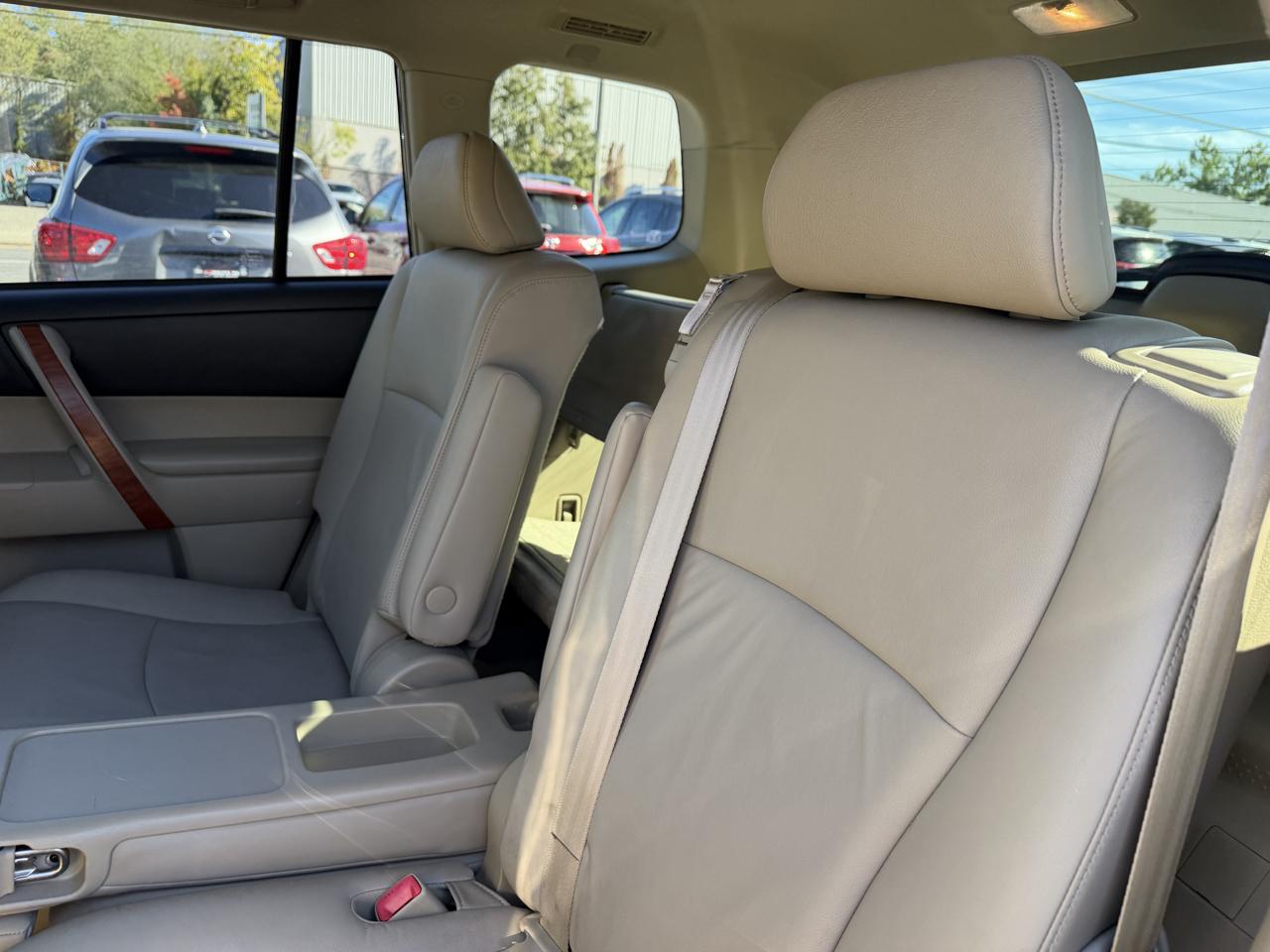 Toyota Highlander Limited 4WD 2009