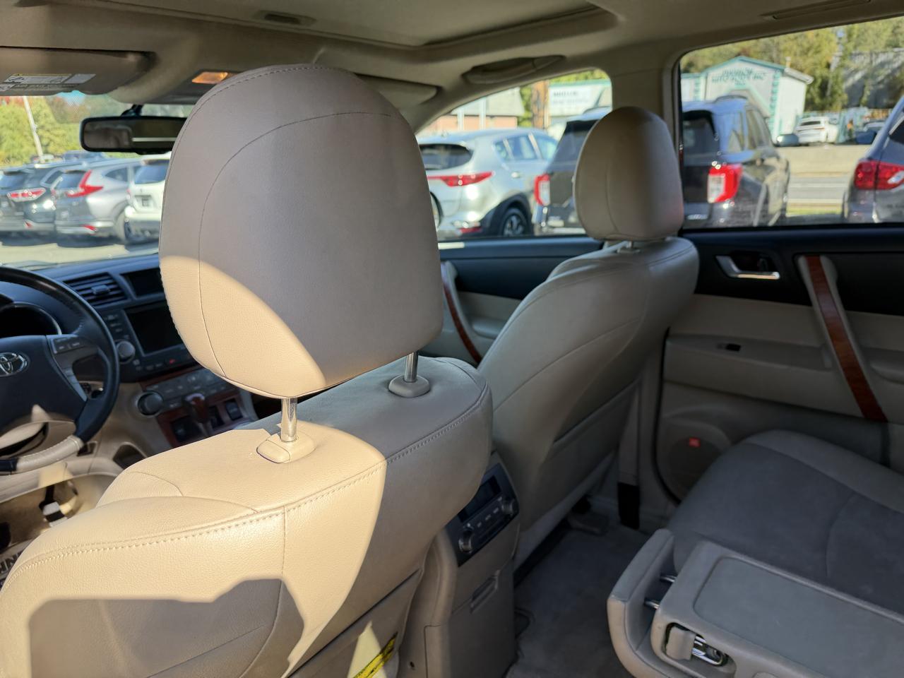 Toyota Highlander Limited 4WD 2009