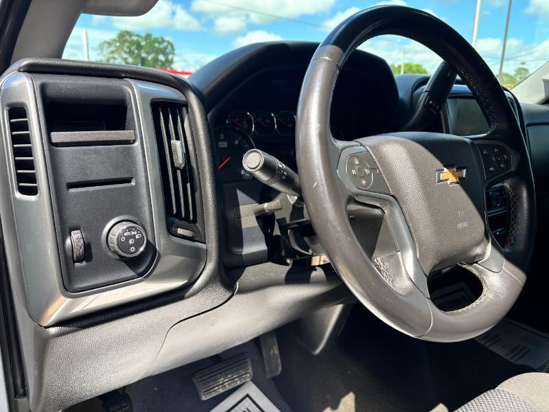 Chevrolet Silverado 1500 LT Crew Cab 2WD 2017