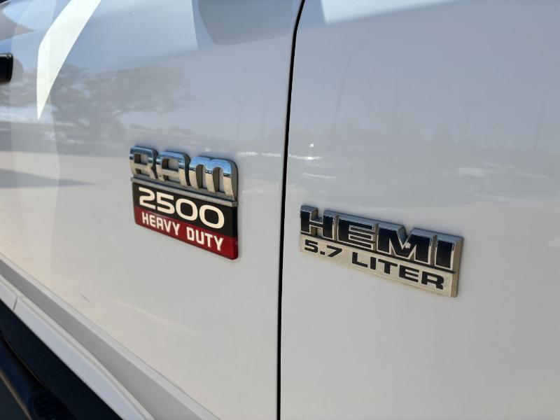 RAM 2500 ST Crew Cab SWB 4WD 2012