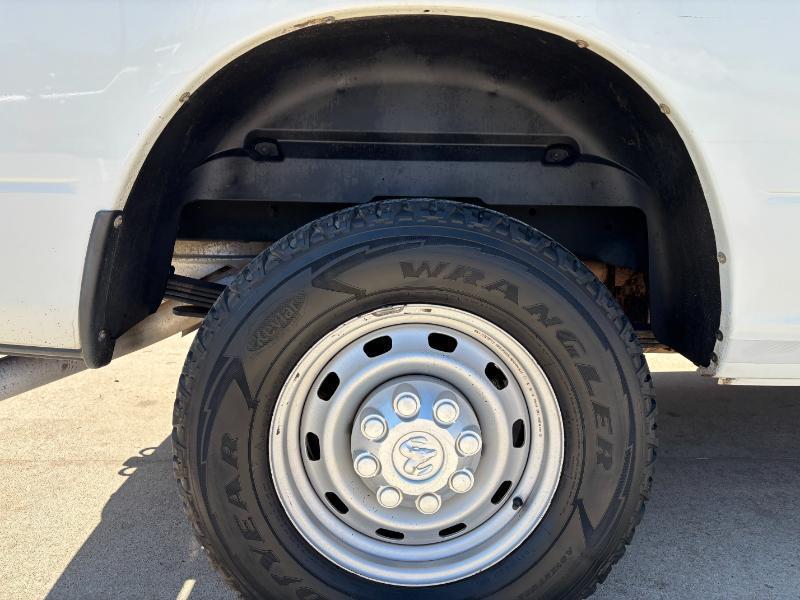 RAM 2500 ST Crew Cab SWB 4WD 2012