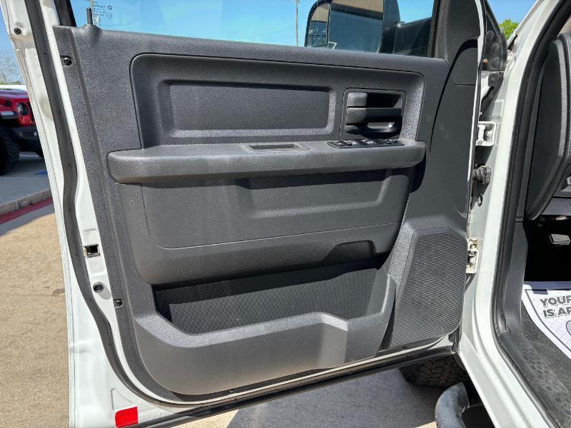 RAM 2500 ST Crew Cab SWB 4WD 2012