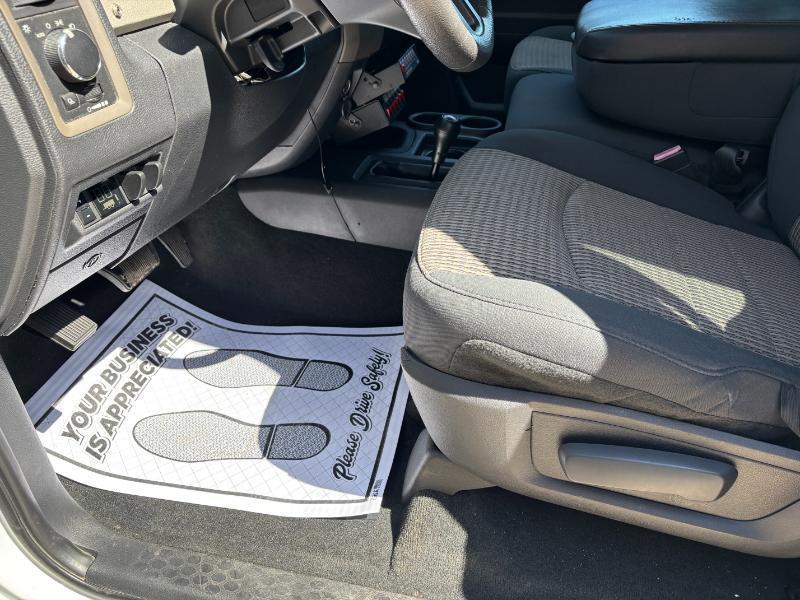 RAM 2500 ST Crew Cab SWB 4WD 2012