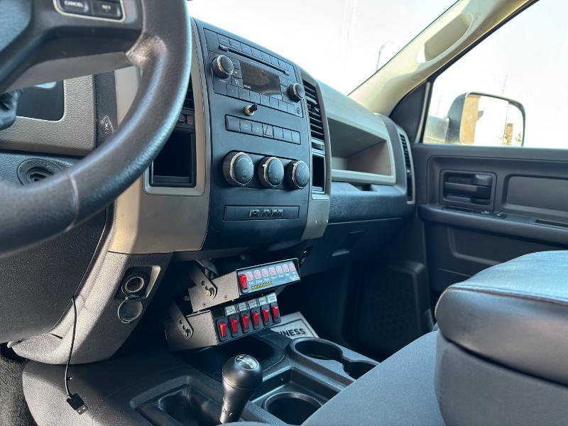 RAM 2500 ST Crew Cab SWB 4WD 2012