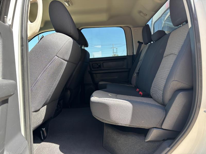 RAM 2500 ST Crew Cab SWB 4WD 2012