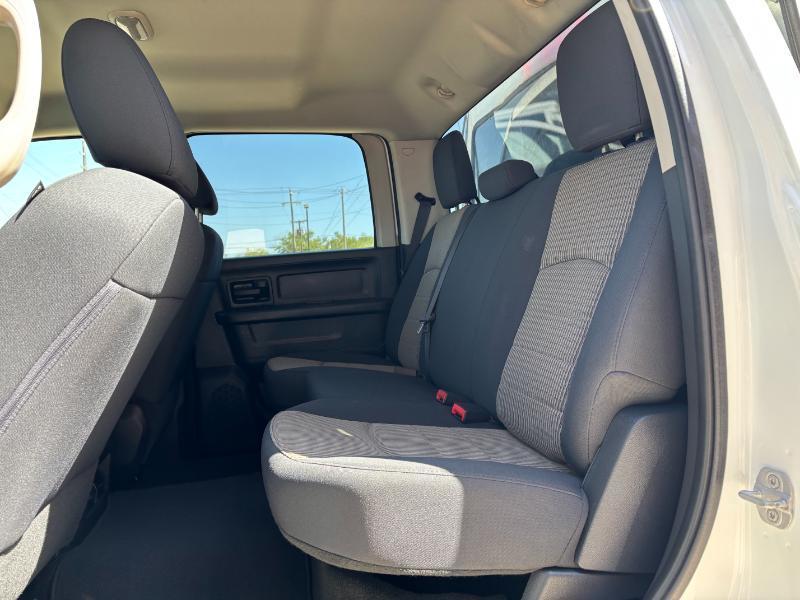 RAM 2500 ST Crew Cab SWB 4WD 2012