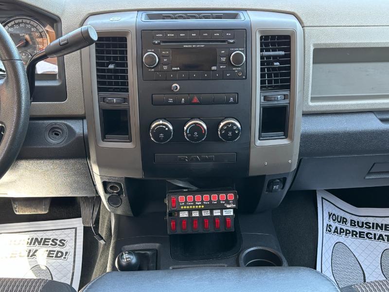 RAM 2500 ST Crew Cab SWB 4WD 2012