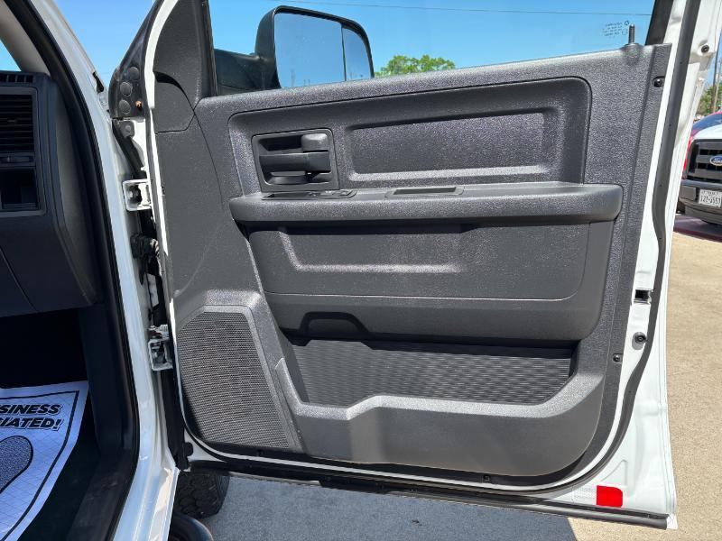 RAM 2500 ST Crew Cab SWB 4WD 2012