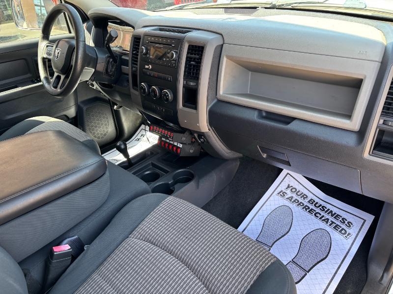 RAM 2500 ST Crew Cab SWB 4WD 2012