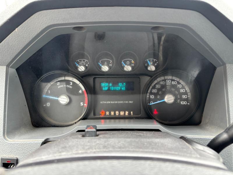 Ford F-550 Crew Cab DRW 2WD 2011