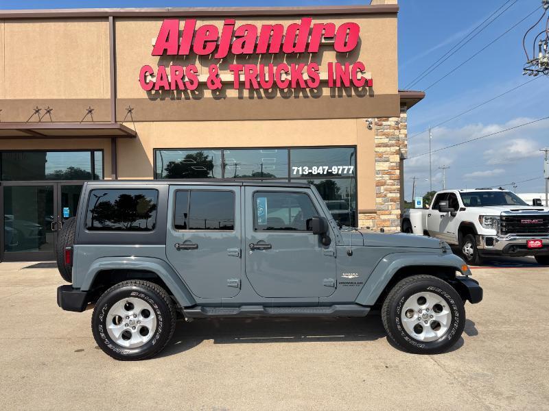Jeep Wrangler Unlimited Sahara 4WD 2014