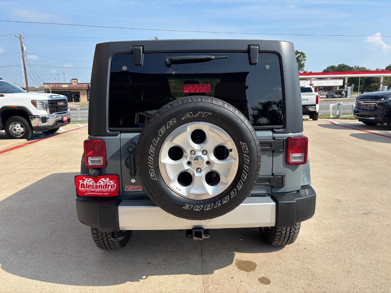 Jeep Wrangler Unlimited Sahara 4WD 2014