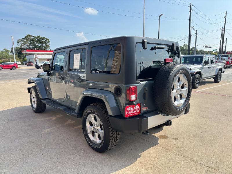 Jeep Wrangler Unlimited Sahara 4WD 2014