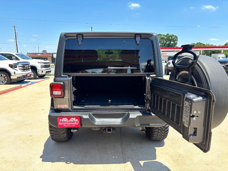 Jeep Wrangler  2018