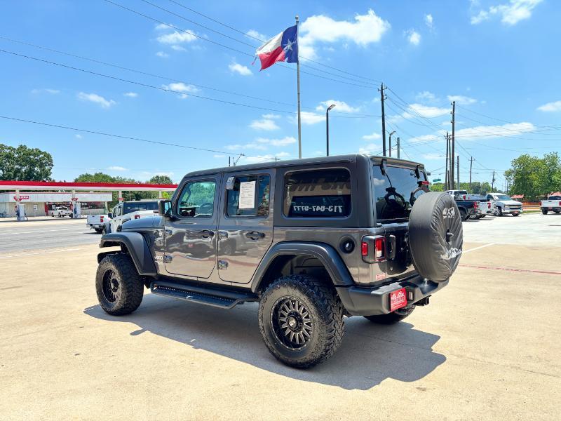 Jeep Wrangler  2018