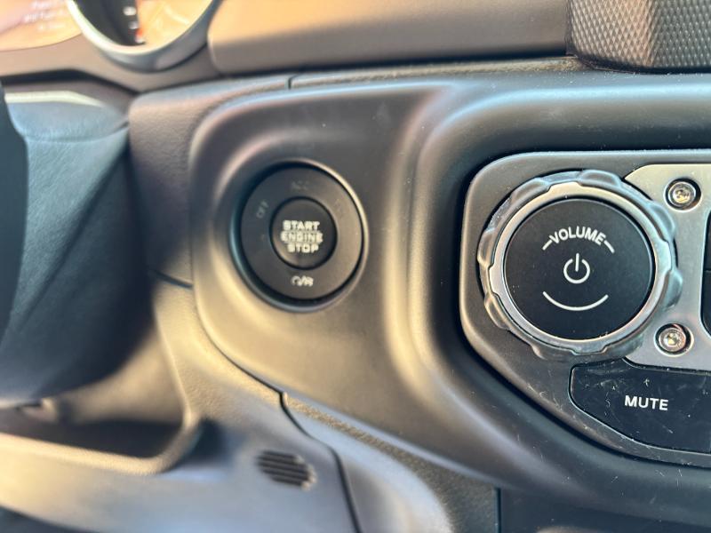Jeep Wrangler  2018