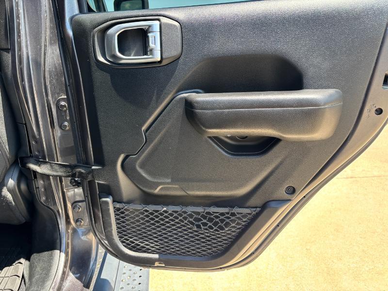 Jeep Wrangler  2018