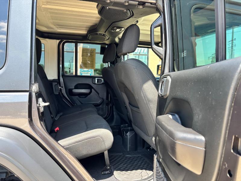 Jeep Wrangler  2018