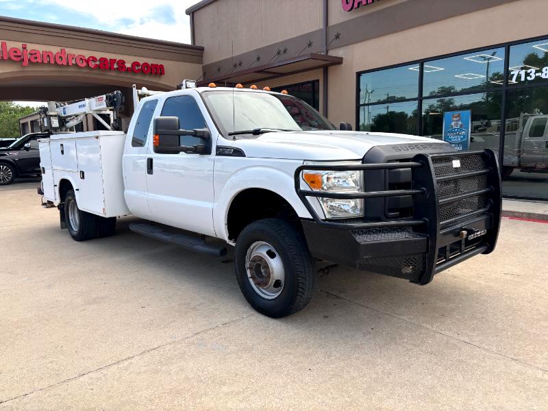 2015 Ford F-350 SD XLT SuperCab Long Bed DRW 4WD