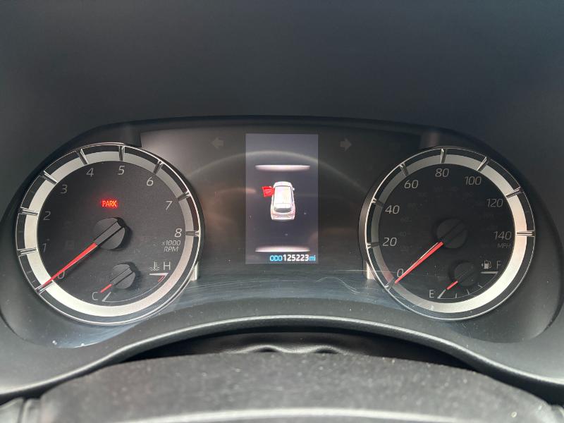 Toyota Highlander LE FWD V6 2021