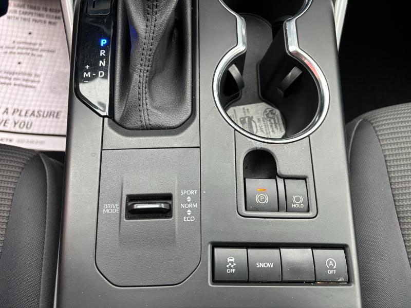 Toyota Highlander LE FWD V6 2021