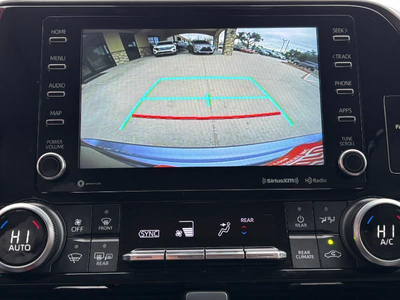 Toyota Highlander XLE FWD V6 2021