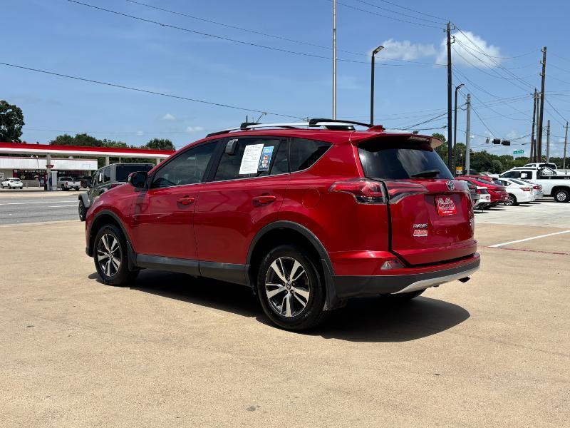 Toyota RAV4 XLE AWD 2016