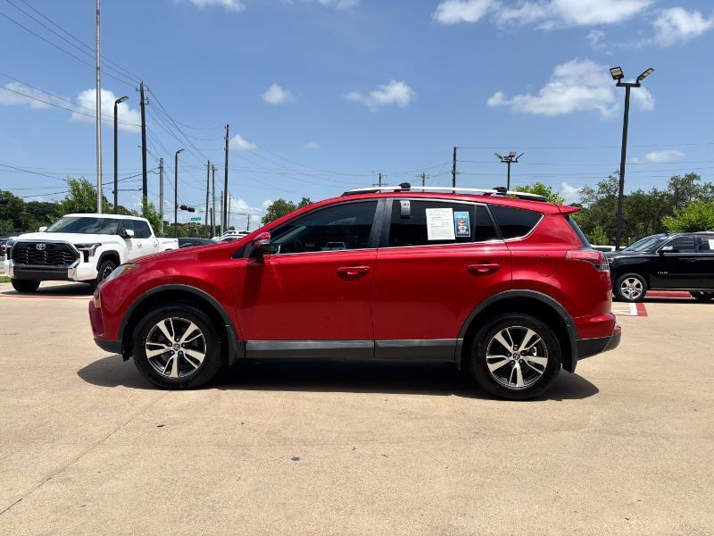 Toyota RAV4 XLE AWD 2016