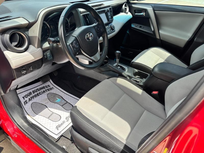 Toyota RAV4 XLE AWD 2016
