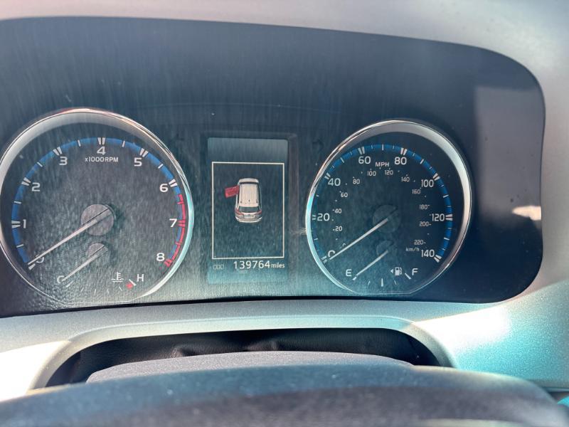 Toyota RAV4 XLE AWD 2016