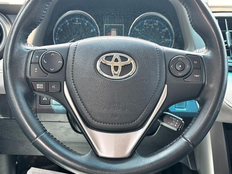 Toyota RAV4 XLE AWD 2016