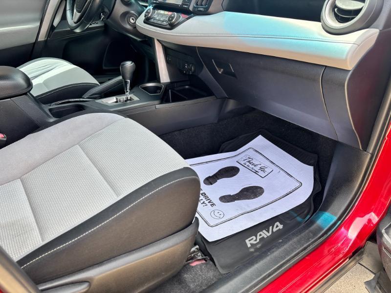 Toyota RAV4 XLE AWD 2016