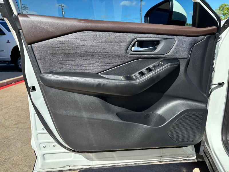 Nissan Rogue SV 2021